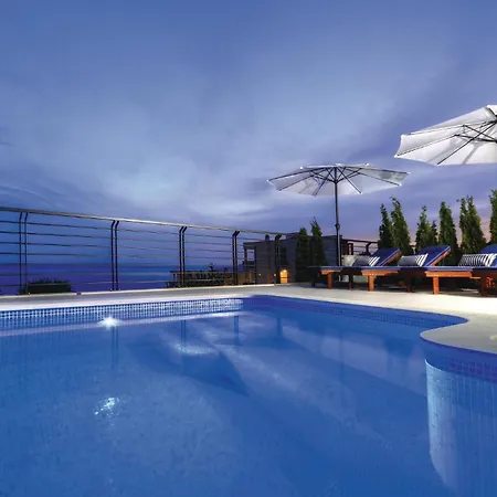 Vakantiehuis Beautiful In Veliko Brdo Makarska