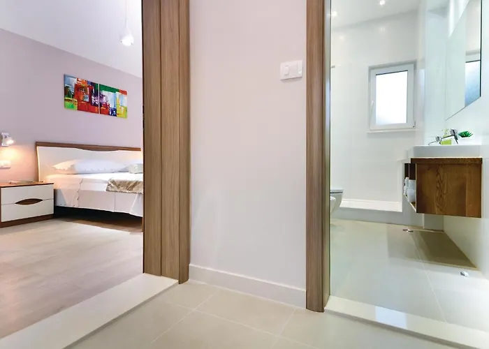 Gorgeous In Veliko Brdo بيت للعطل