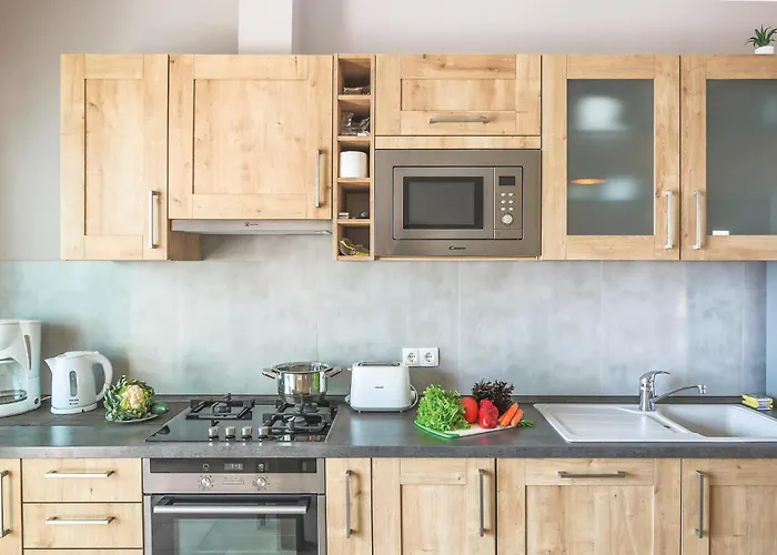 Gorgeous In Veliko Brdo بيت للعطل ماكارسكا